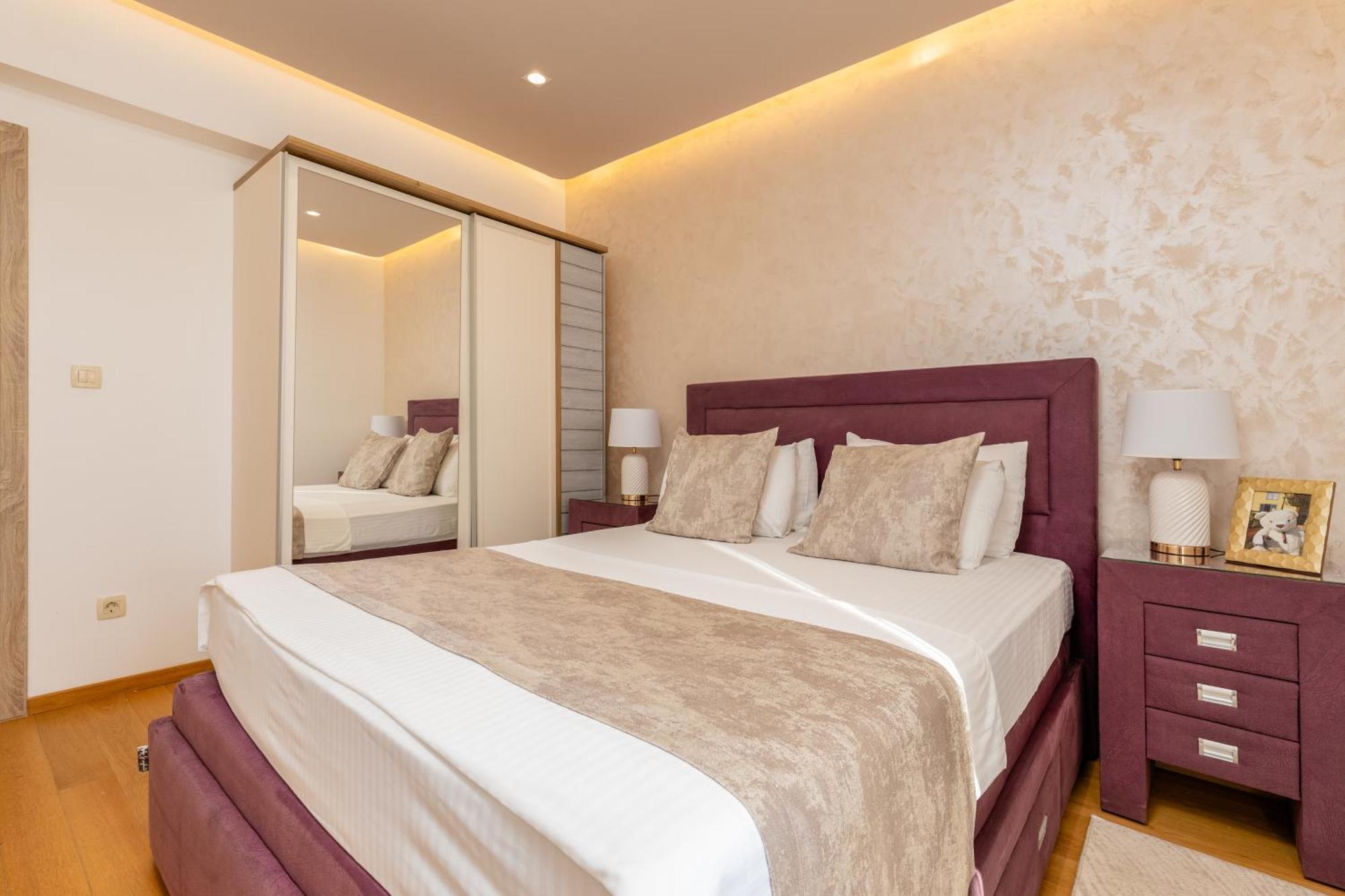 Apart Hotel M S Katunjanin Herceg Novi Exterior foto
